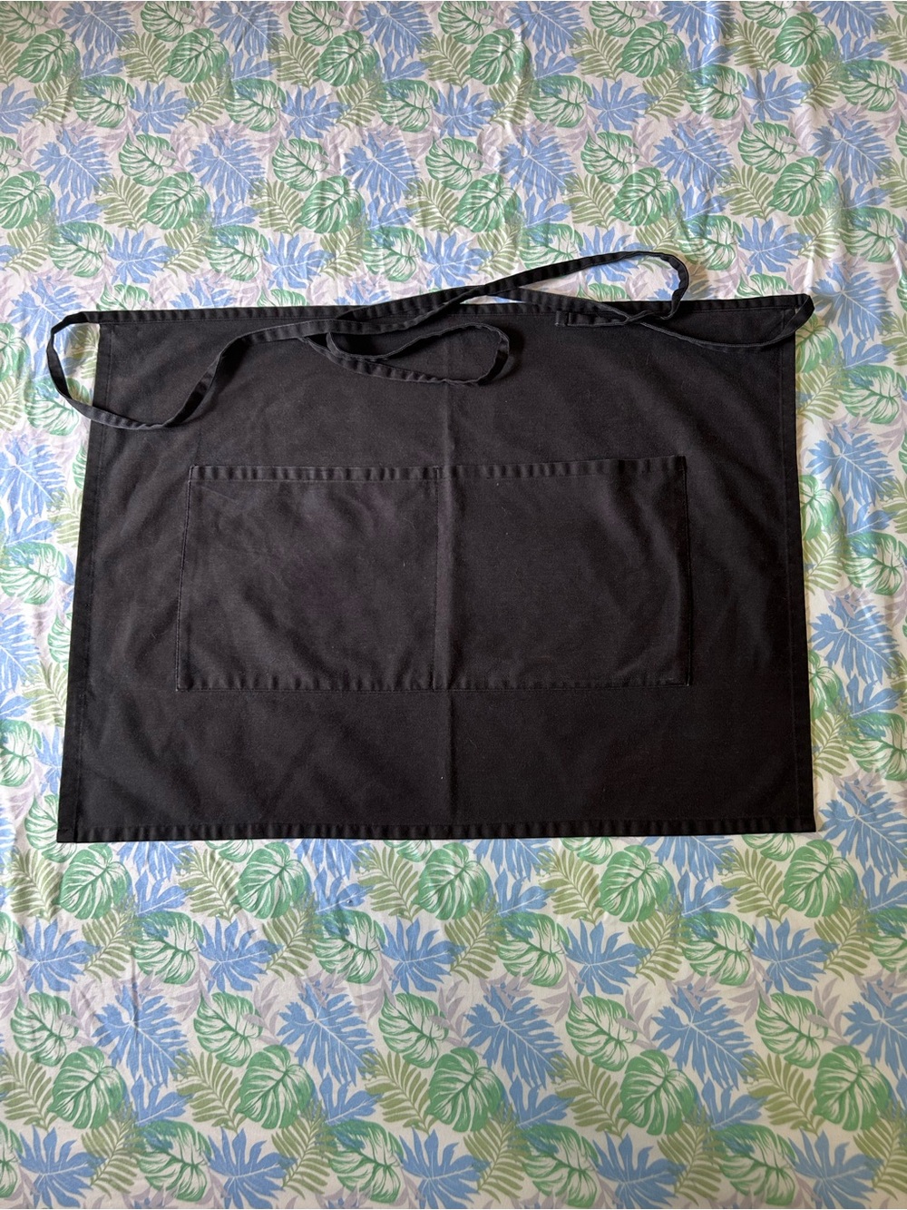 Allstar Uniforms Black 2-Pocket Server Waist Apron - Picture 7 of 11